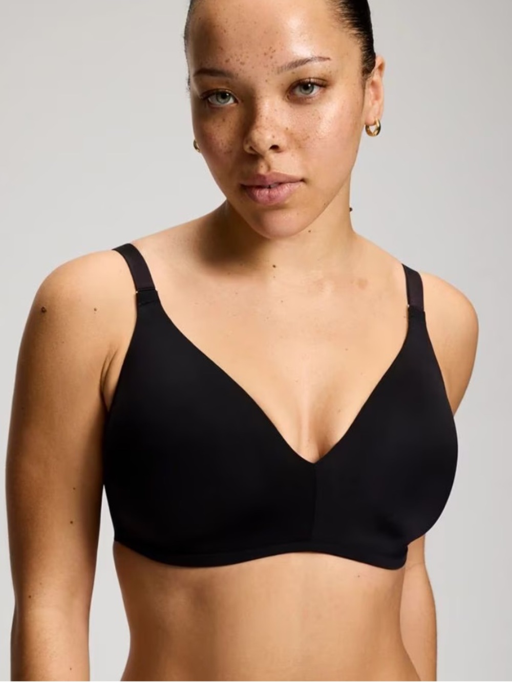 🤍 SOMA VANISHING 360 wireless bra 34DDD